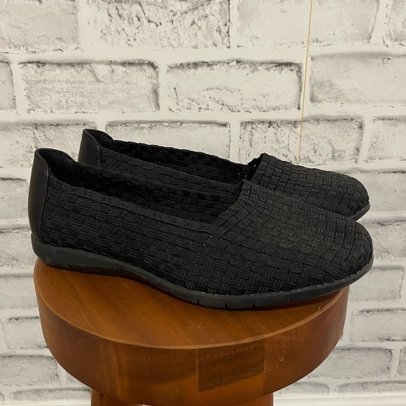 Women’s ComfortView black woven slip-on loafers 7W - Picture 1 of 6